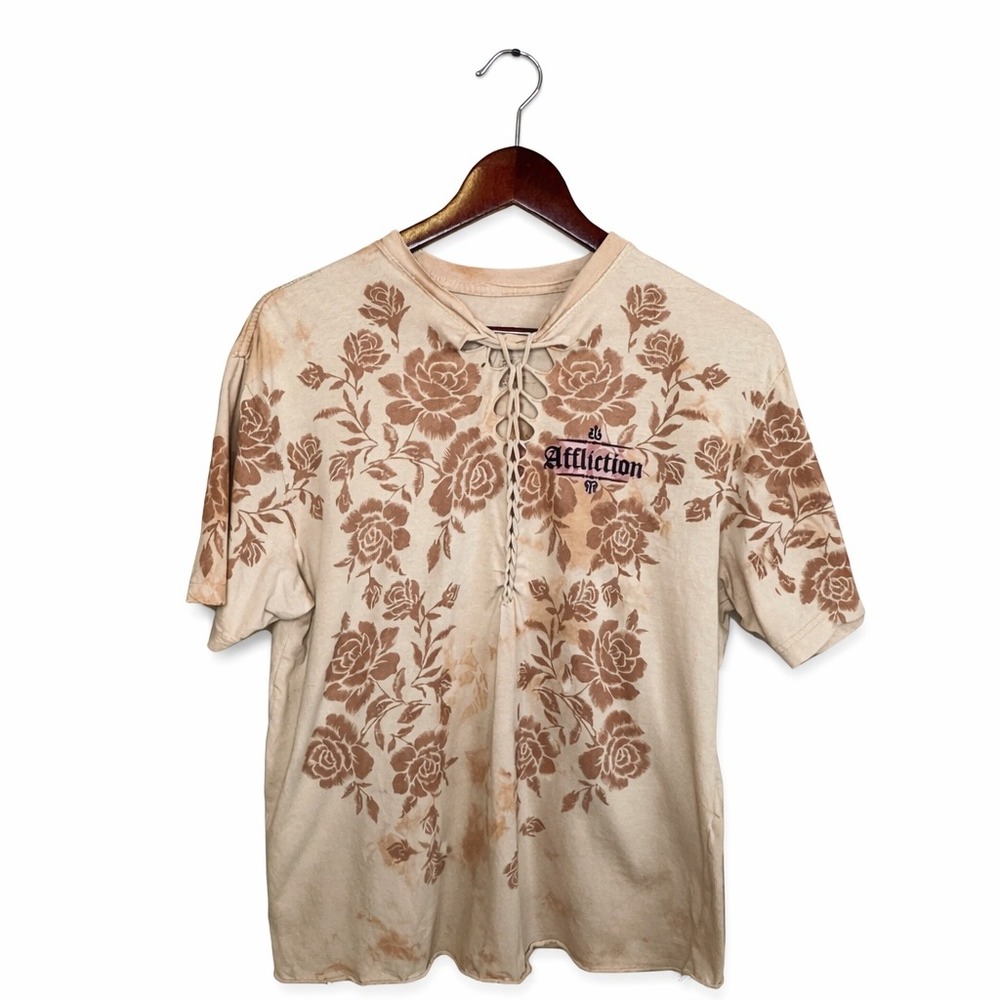 Affliction Womens Lace Up V-Neck T-Shirt Large Tan Floral Angel Wings GUC - Picture 2 of 7